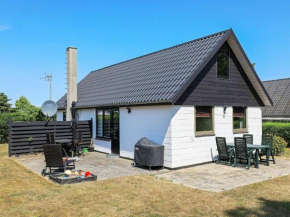 Rustic Holiday Home in Funen with Terrace, Bogense